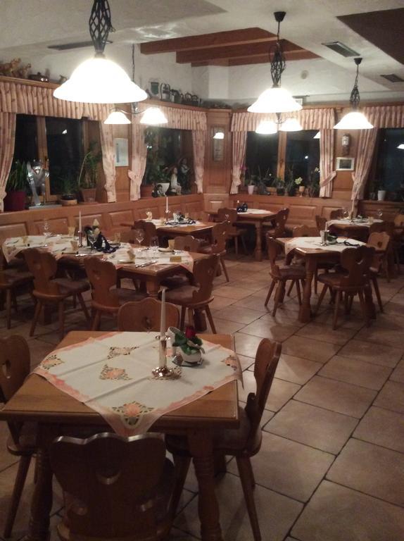 Hotel-Hauensteiner-Hof المظهر الخارجي الصورة